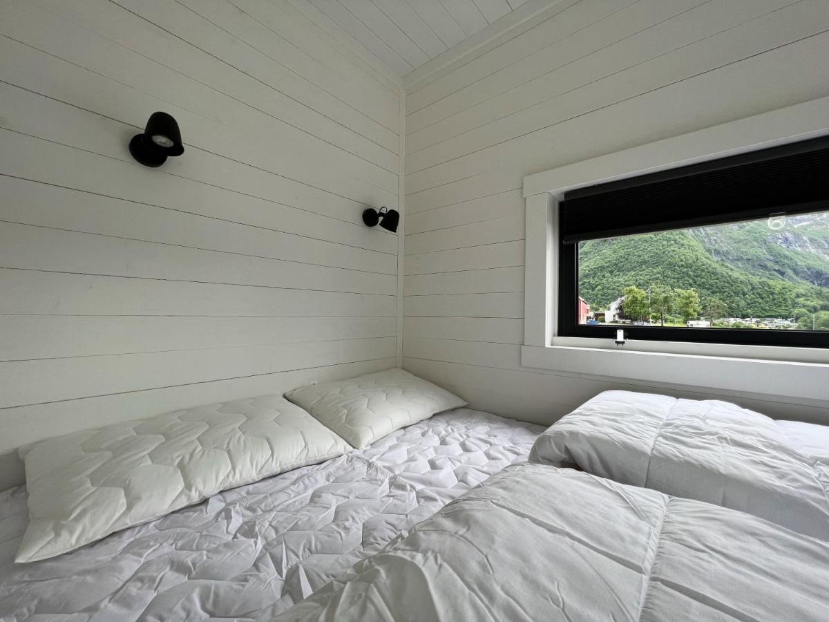بيت شباب Setnes Feriesenter Veblungsnes المظهر الخارجي الصورة
